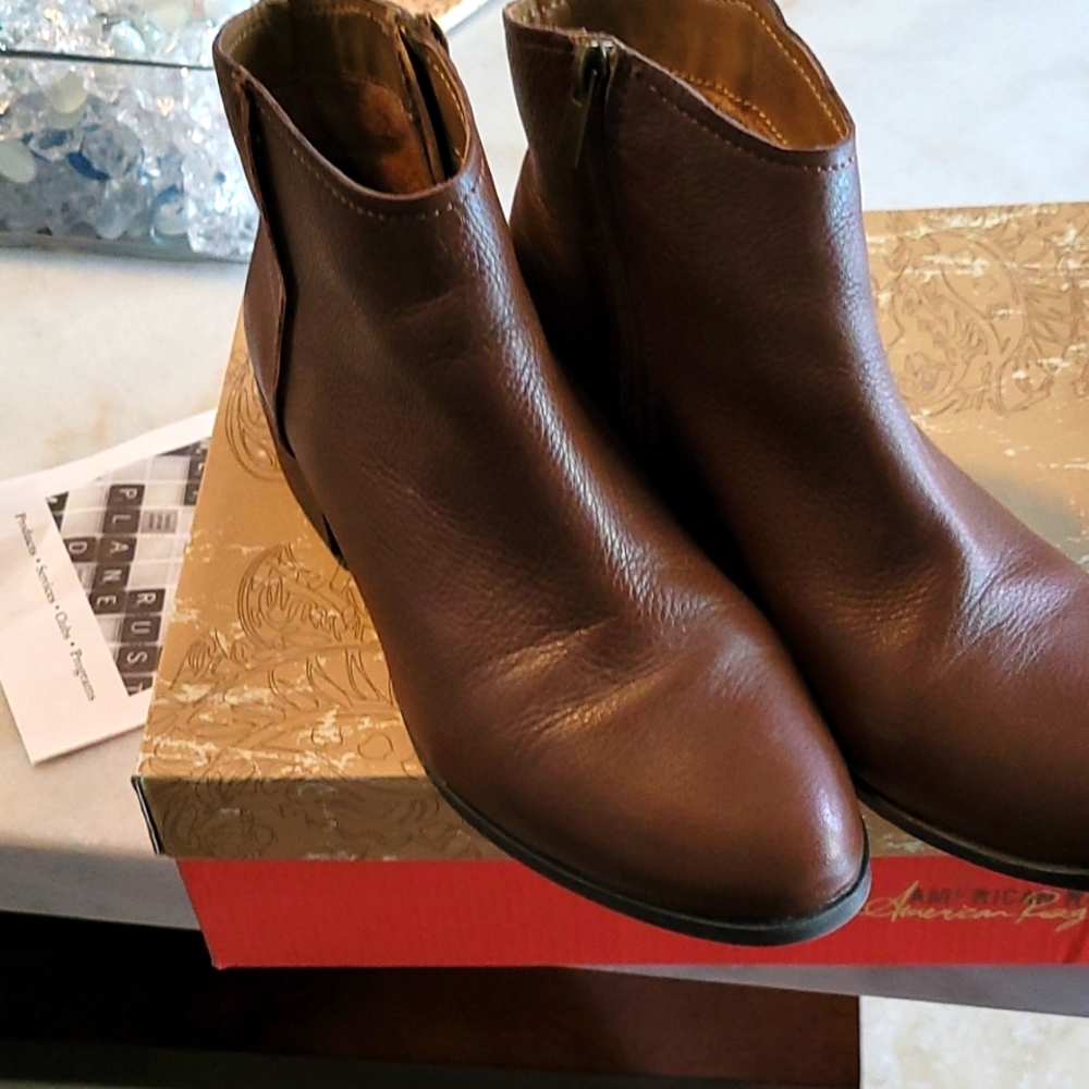 ankle boots